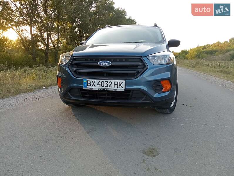 Позашляховик / Кросовер Ford Escape 2018 в Шепетівці фото 13 Позашляховик / Кросовер Ford Escape 2018 в Шепетівці