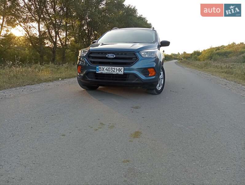 Позашляховик / Кросовер Ford Escape 2018 в Шепетівці фото 11 Позашляховик / Кросовер Ford Escape 2018 в Шепетівці