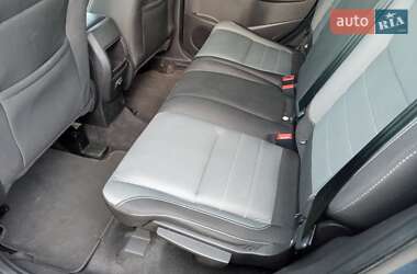Внедорожник / Кроссовер Ford Escape 2018 в 