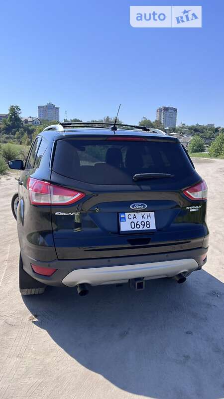 Внедорожник / Кроссовер Ford Escape 2015 в Черкассах