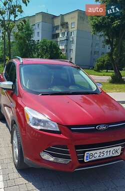 Внедорожник / Кроссовер Ford Escape 2014 в 