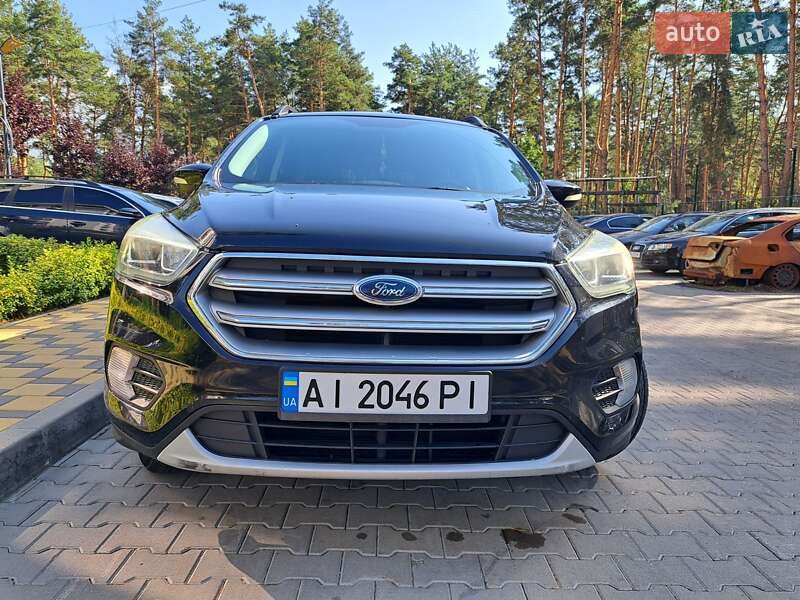 Внедорожник / Кроссовер Ford Escape 2016 в Гостомеле