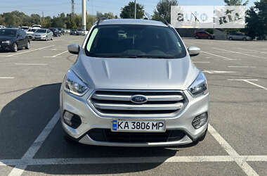 Позашляховик / Кросовер Ford Escape 2018 в Києві