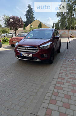 Позашляховик / Кросовер Ford Escape 2017 в Львові