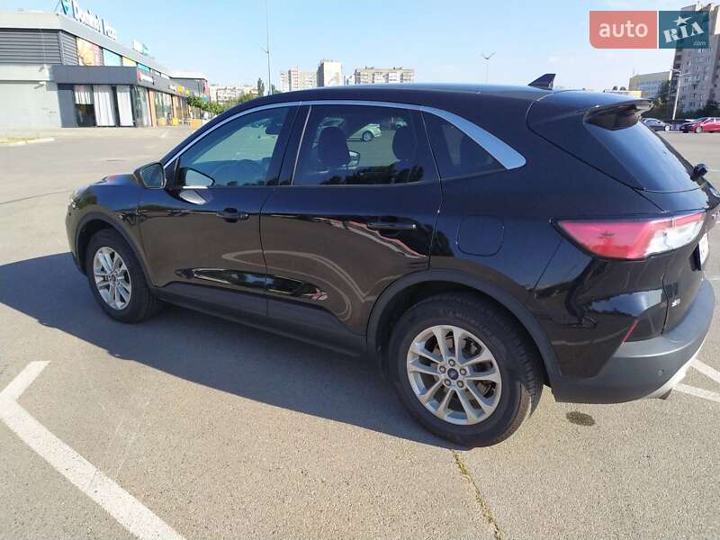 Ford Escape 2021