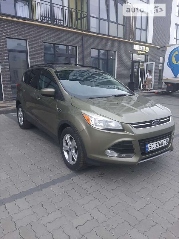 Позашляховик / Кросовер Ford Escape 2013 в Жовкві