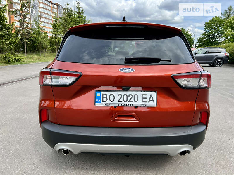 Внедорожник / Кроссовер Ford Escape 2019 в Тернополе