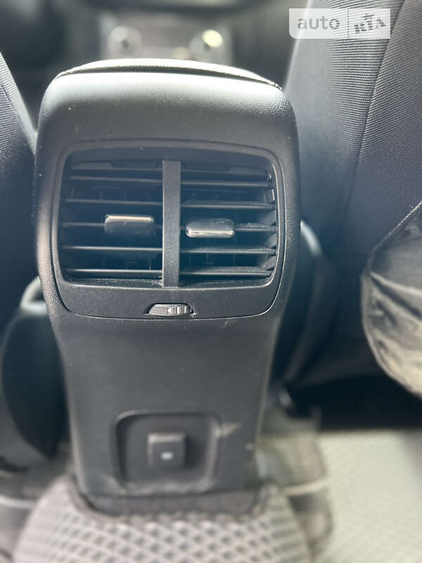 Внедорожник / Кроссовер Ford Escape 2019 в Тернополе