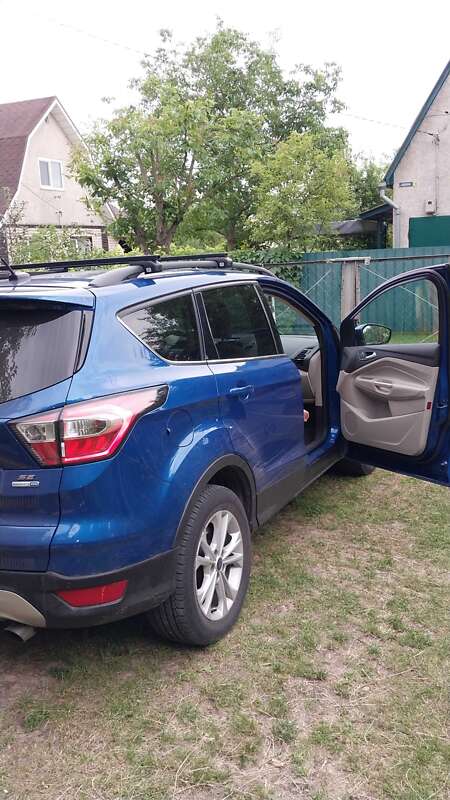 Внедорожник / Кроссовер Ford Escape 2016 в Киеве