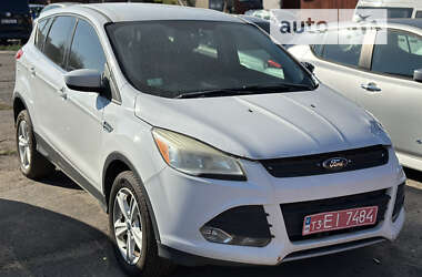 Позашляховик / Кросовер Ford Escape 2016 в Рівному