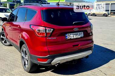 Внедорожник / Кроссовер Ford Escape 2018 в Львове