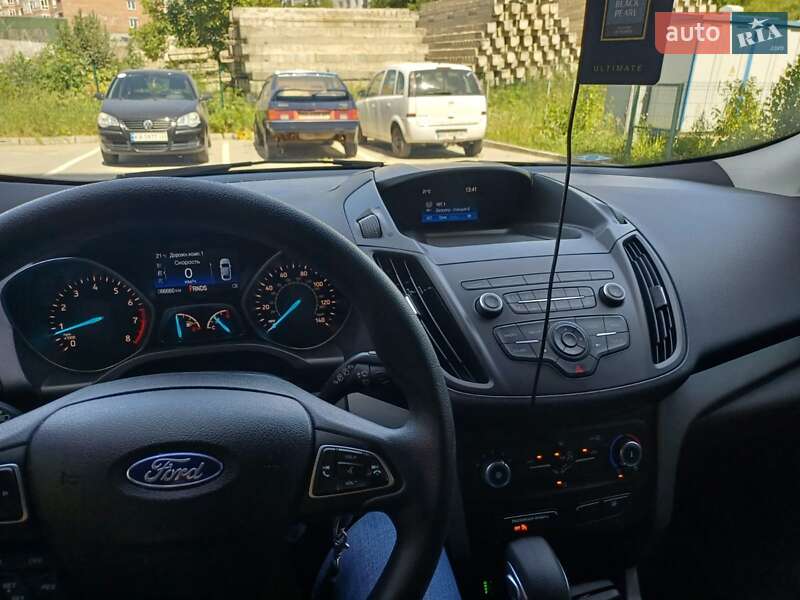 Внедорожник / Кроссовер Ford Escape 2019 в Хмельницком