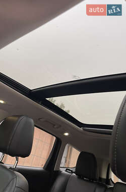Внедорожник / Кроссовер Ford Escape 2014 в 