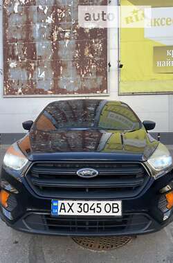 Позашляховик / Кросовер Ford Escape 2017 в 