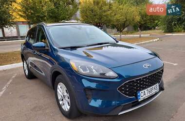 Позашляховик / Кросовер Ford Escape 2020 в Києві