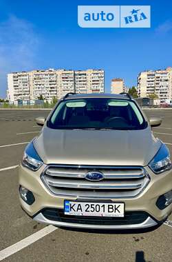 Позашляховик / Кросовер Ford Escape 2018 в Києві