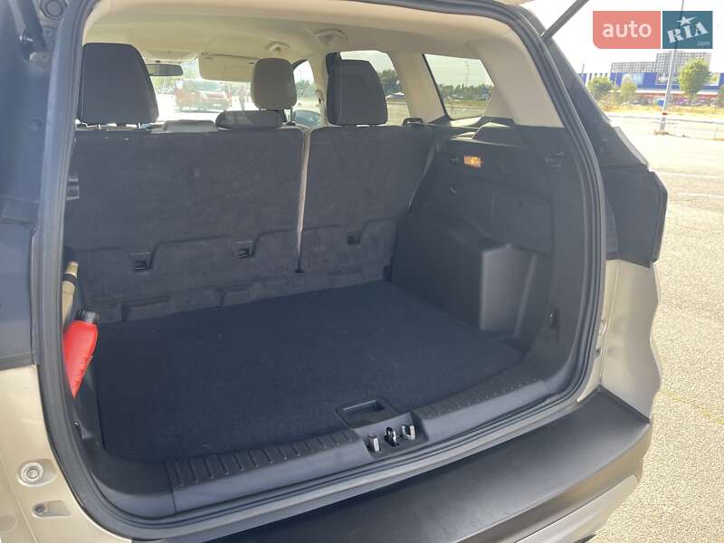 Внедорожник / Кроссовер Ford Escape 2018 в Киеве