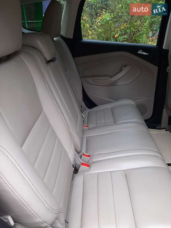 Внедорожник / Кроссовер Ford Escape 2012 в Киеве