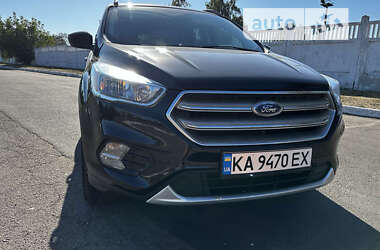 Позашляховик / Кросовер Ford Escape 2017 в Прилуках