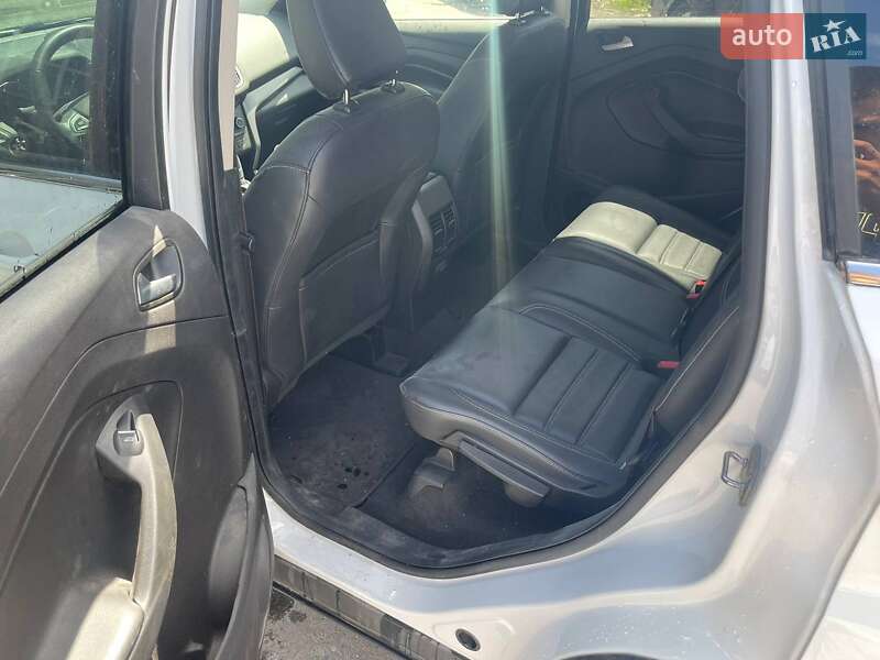 Внедорожник / Кроссовер Ford Escape 2017 в Тернополе