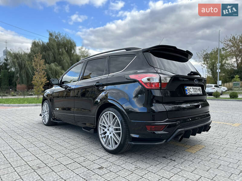 Внедорожник / Кроссовер Ford Escape 2016 в Львове