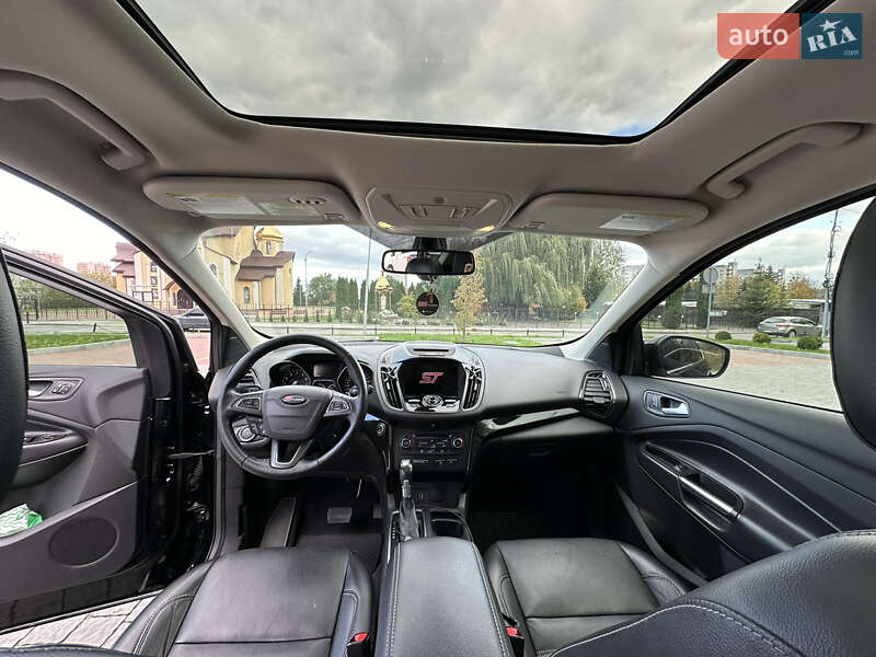 Внедорожник / Кроссовер Ford Escape 2016 в Львове