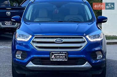 Внедорожник / Кроссовер Ford Escape 2019 в 
