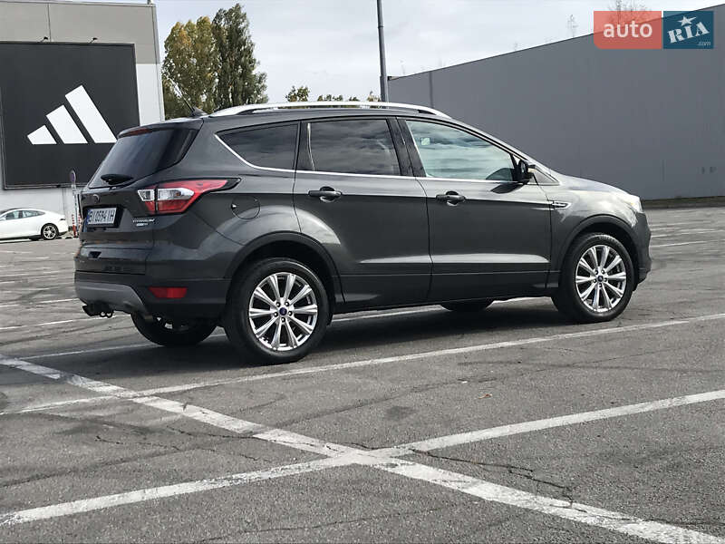 Внедорожник / Кроссовер Ford Escape 2018 в Полтаве