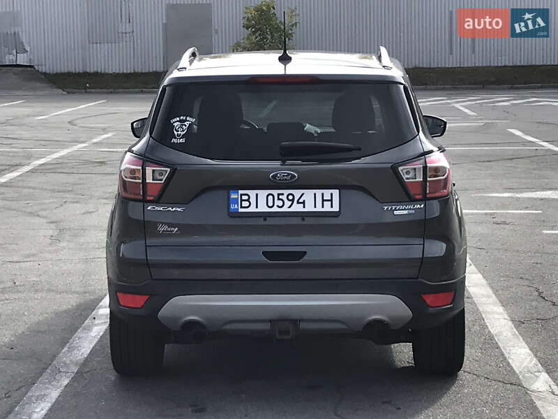 Внедорожник / Кроссовер Ford Escape 2018 в Полтаве