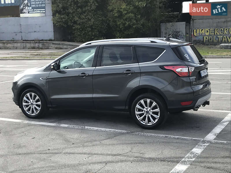 Внедорожник / Кроссовер Ford Escape 2018 в Полтаве