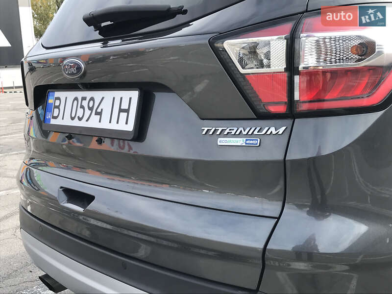 Внедорожник / Кроссовер Ford Escape 2018 в Полтаве