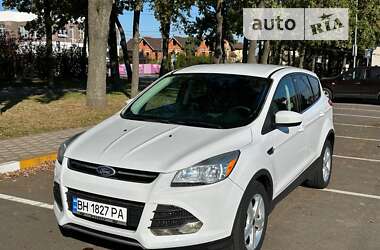 Позашляховик / Кросовер Ford Escape 2016 в Києві