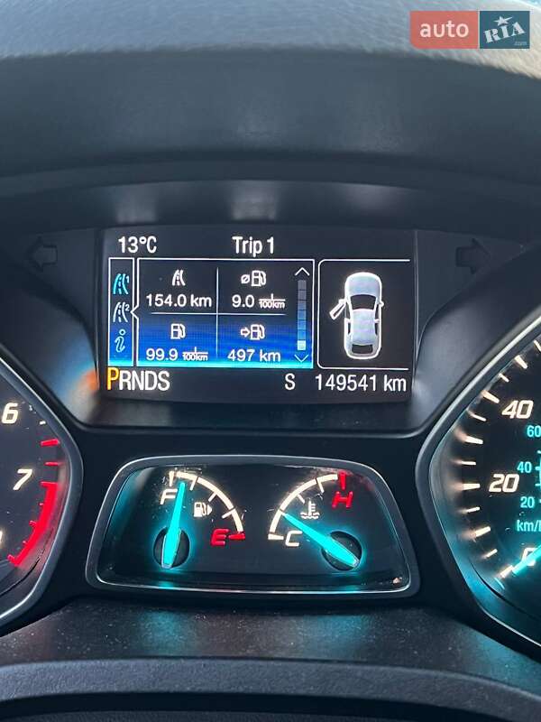 Внедорожник / Кроссовер Ford Escape 2016 в Дубно