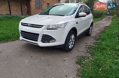 Внедорожник / Кроссовер Ford Escape 2016 в Калуше