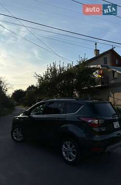 Внедорожник / Кроссовер Ford Escape 2018 в Тернополе