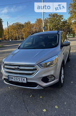 Внедорожник / Кроссовер Ford Escape 2018 в Сумах