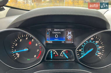 Внедорожник / Кроссовер Ford Escape 2014 в 