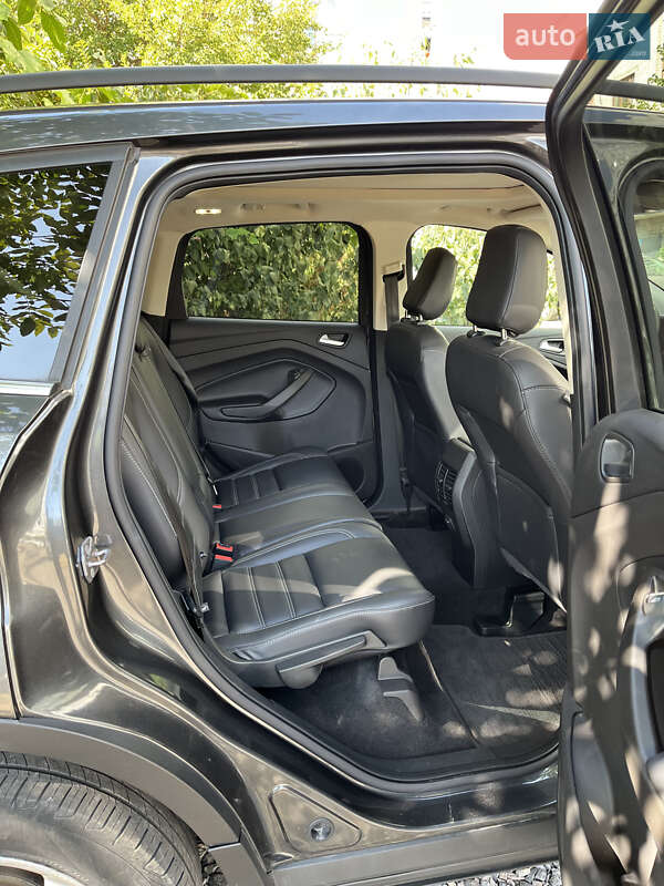 Внедорожник / Кроссовер Ford Escape 2019 в Черкассах