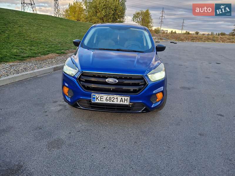 Внедорожник / Кроссовер Ford Escape 2018 в Днепре