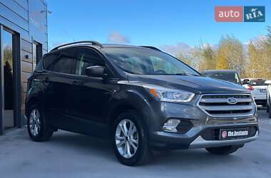 Внедорожник / Кроссовер Ford Escape 2018 в Ровно