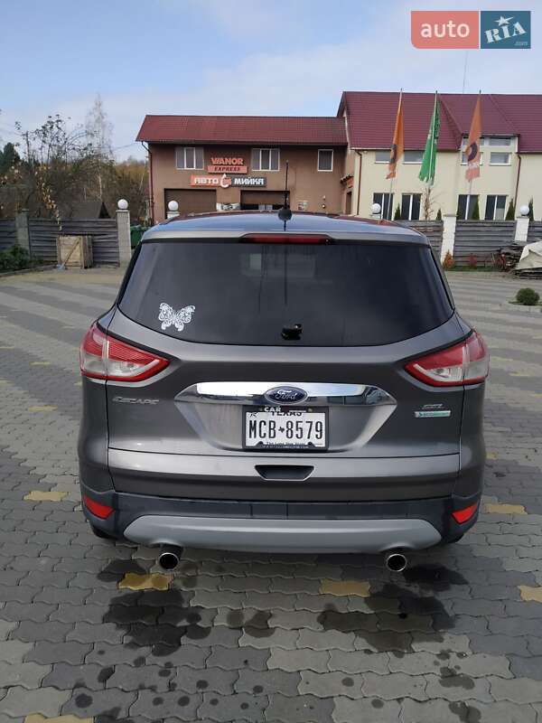 Внедорожник / Кроссовер Ford Escape 2013 в Иршаве
