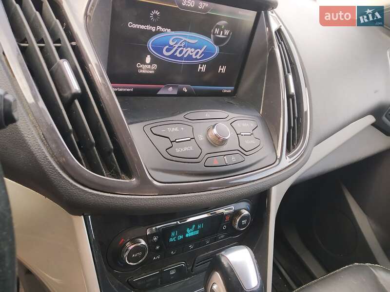 Внедорожник / Кроссовер Ford Escape 2013 в Иршаве