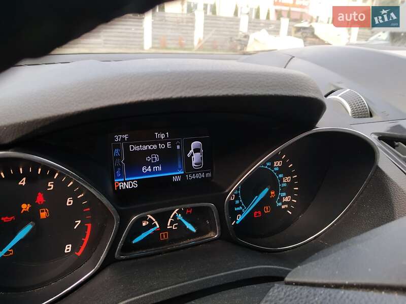 Внедорожник / Кроссовер Ford Escape 2013 в Иршаве