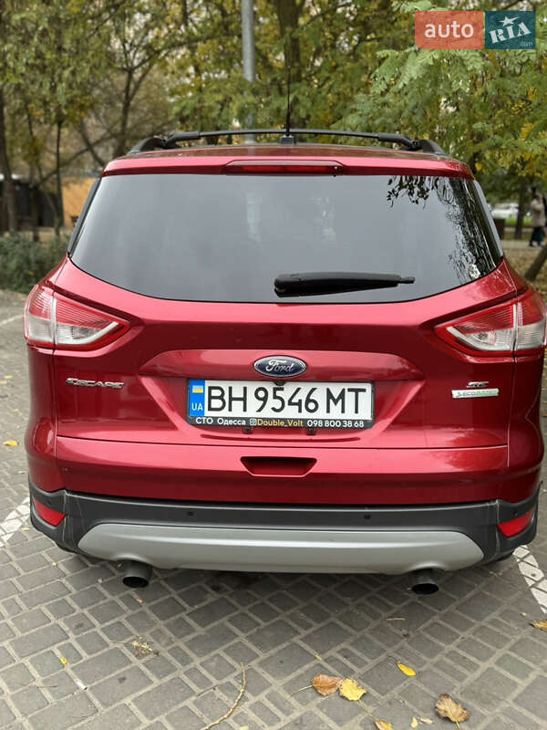 Внедорожник / Кроссовер Ford Escape 2016 в Одессе