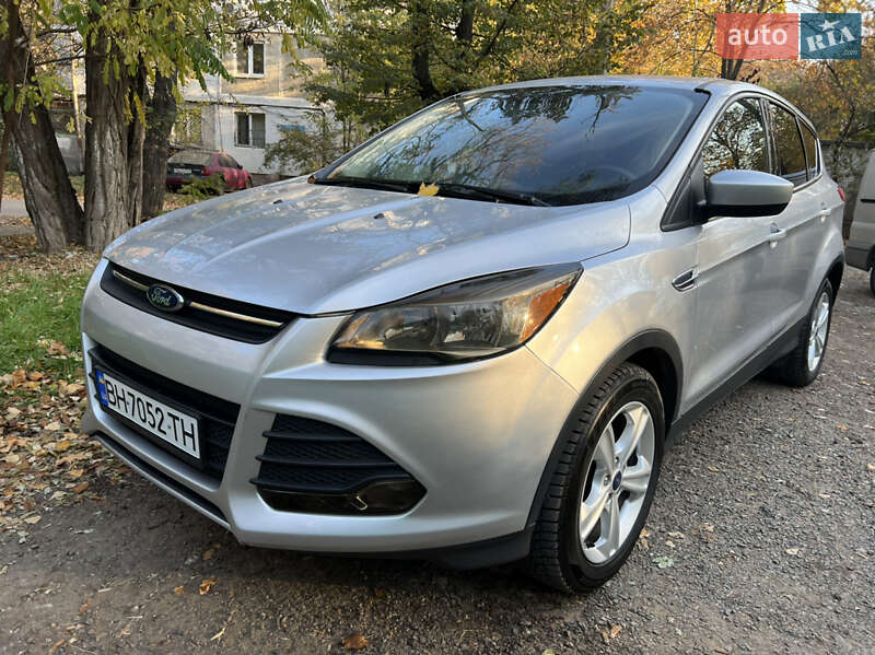Позашляховик / Кросовер Ford Escape 2016 в Одесі