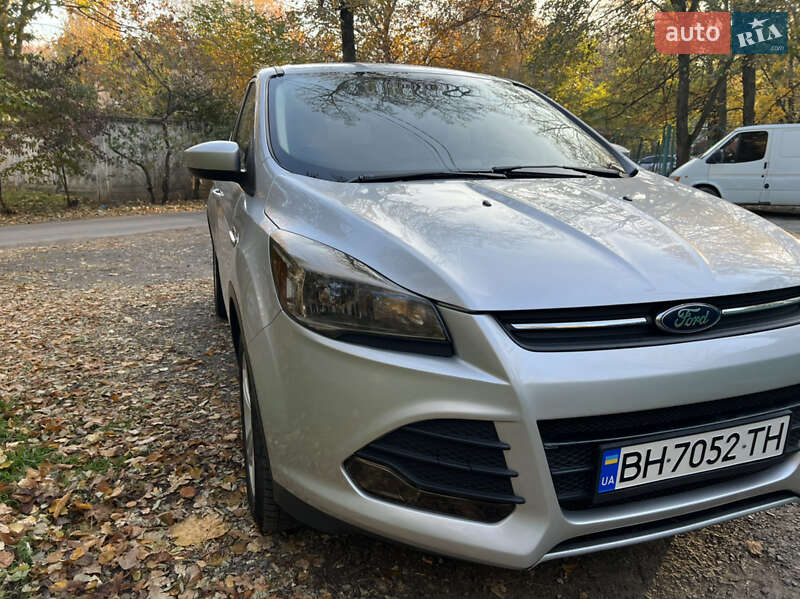 Позашляховик / Кросовер Ford Escape 2016 в Одесі