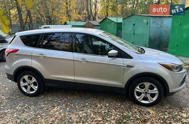 Позашляховик / Кросовер Ford Escape 2016 в Одесі