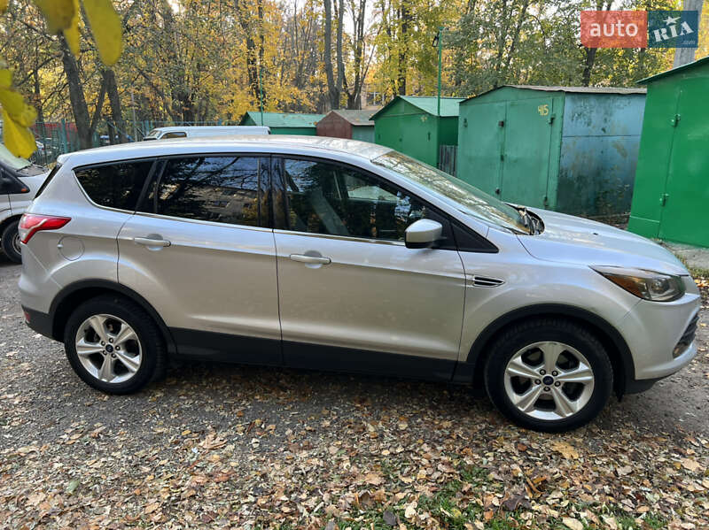 Позашляховик / Кросовер Ford Escape 2016 в Одесі