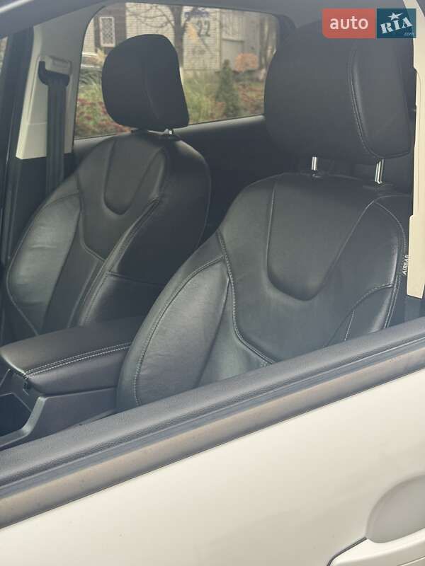 Внедорожник / Кроссовер Ford Escape 2018 в Кременчуге фото 14 Внедорожник / Кроссовер Ford Escape 2018 в Кременчуге