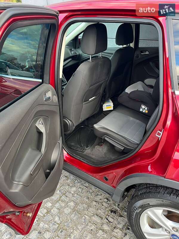 Позашляховик / Кросовер Ford Escape 2012 в Львові